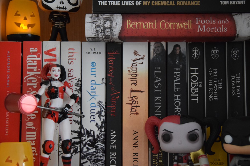 25 Bookish Facts About Me&nbsp;Tag